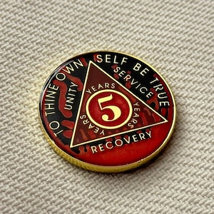 5-Jahres-Chip AA | Rotes Sobriety Medaillon | Genesungsgeschenk | Anonyme Alkoholiker Münze | Gelassenheit Gebets Token | UK-Produkt