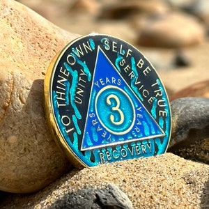 Hand-painted AA 3 year chip | Blue Sobriety Medallion | Recovery gift | Alcoholics Anonymous Coin | Serenity Prayer Token | UK Product
