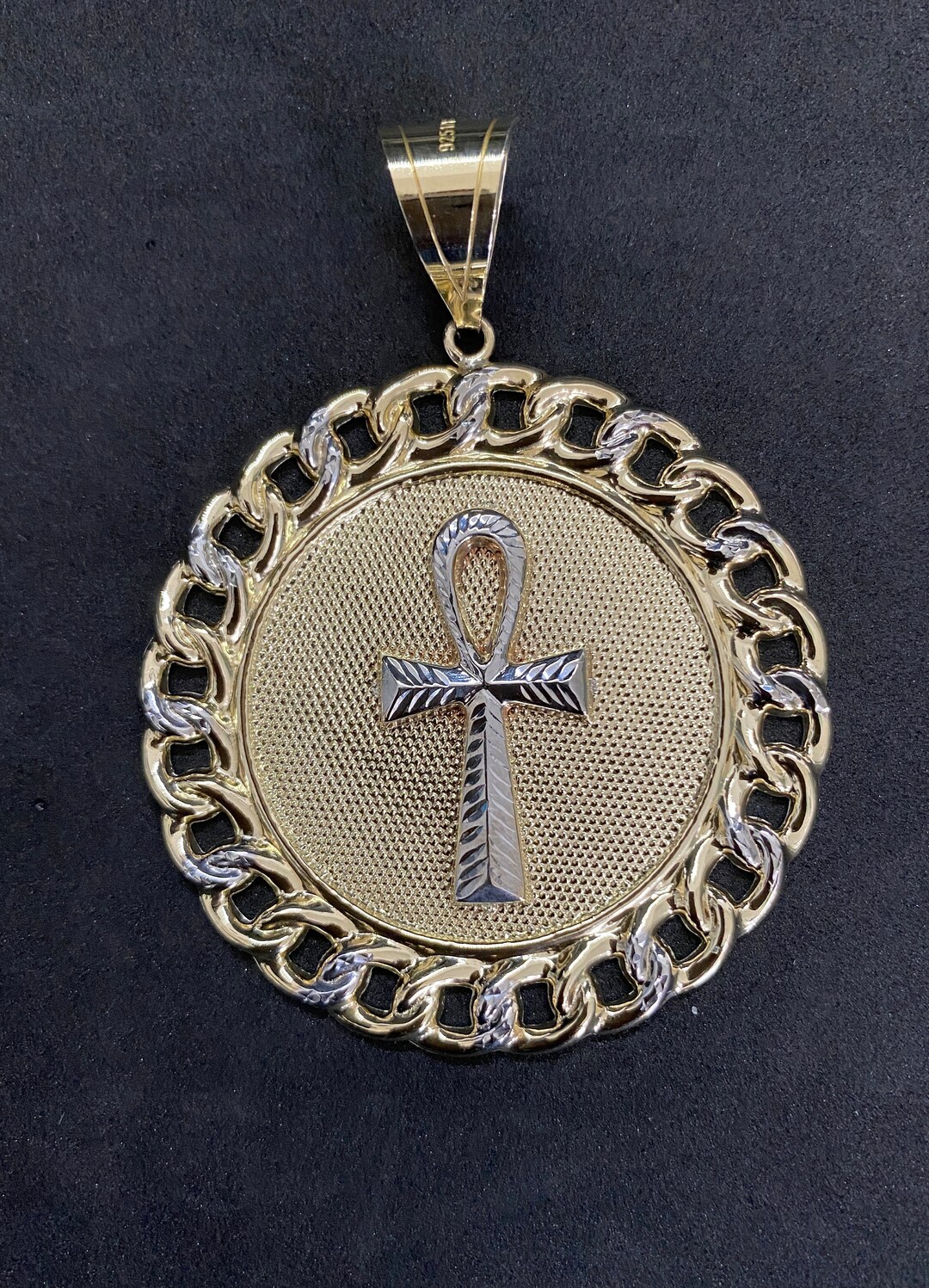 gold ankh medallion