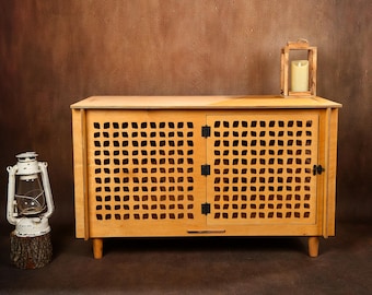 Hundebox im Mid-Century-Modern-Stil – Niedriges Haustierhaus aus Holz im Nachttischstil mit Kissen