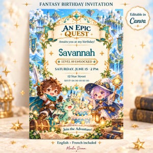 Könnte beinhalten: Eine Fantasy-Geburtstagseinladungskarte mit dem Text AN EPIC QUEST, Savannah, LEVEL 10 UNLOCKED, SATURDAY, JUNE 15, 2 PM, 12 Star Street, RSVP: 06 00 00 00 00 und Join the Adventure. Sie zeigt zwei Zeichentrickfiguren, einen Drachen und einen Kuchen.