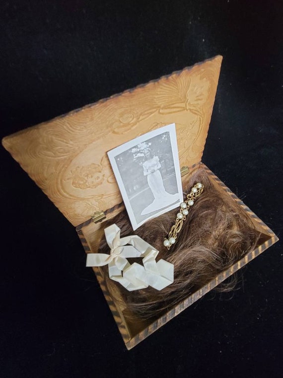 Hauntedthe Blushing Bride Box of Hair Photo and Etsy Australia