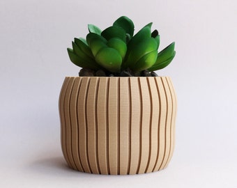 Minimal Indoor Planter, Linear Pattern