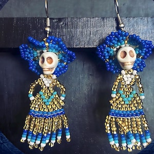 Pendientes con cuentas del Día de los Muertos Catrina
