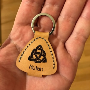 Keyring / Keychain - Guitar Pick Holder - Laser Cut Files