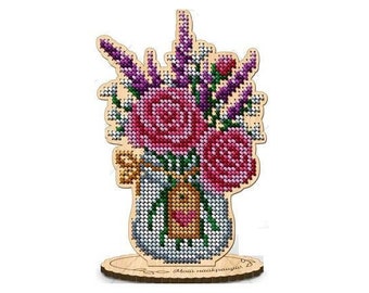 Wooden Flowers beadwork kit, Pink roses bead embroidery kit, DIY bead decor, Beading kit "Bouquet in a vase"