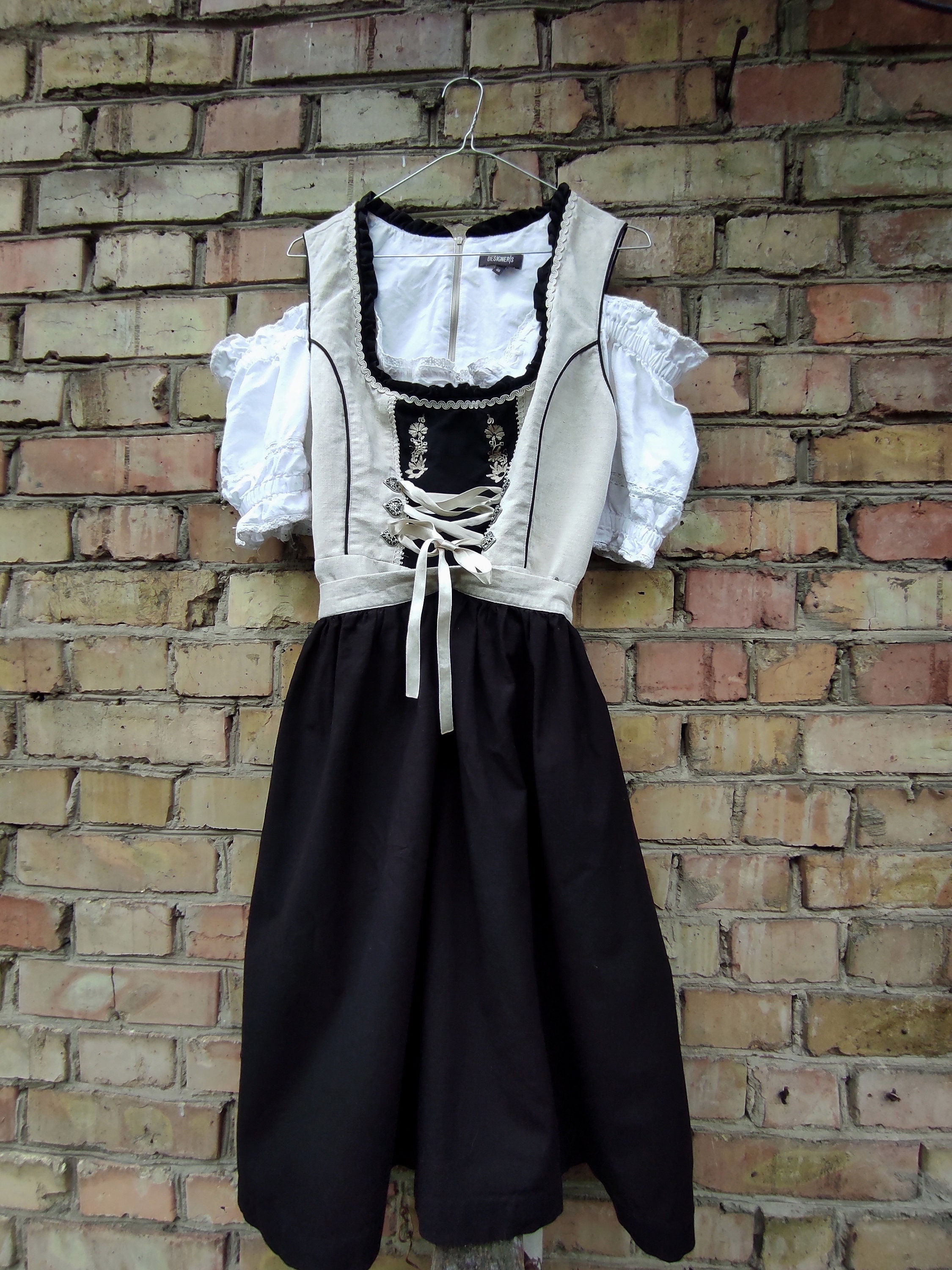 dirndl original