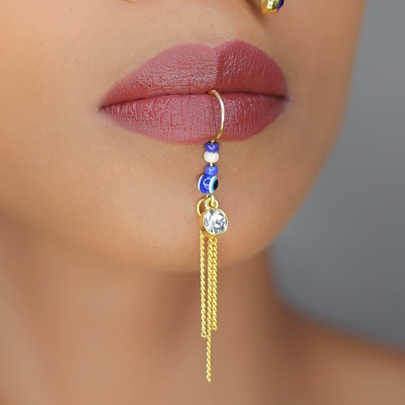 Fake lip sale chain
