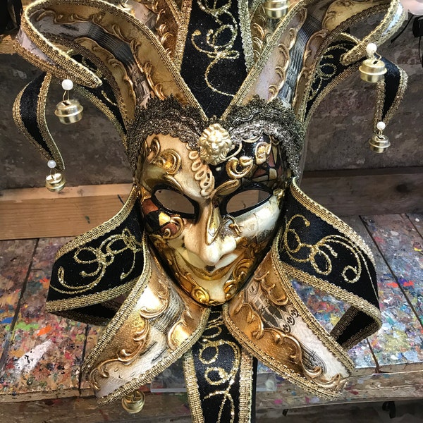 Masque de bouffon fait à la main - Masque Joker du Carnaval d’Or - Masque de Carnaval Jester