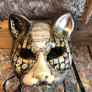 Carnival cat mask decorated with Venetian designs - Venetian cat mask - Hand made and decorated cat mask