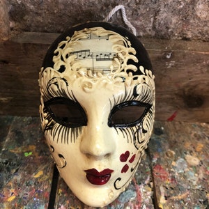 Exclusive Venetian mask, finely decorated by the master craftsman - Carnival mask created and decorated by hand - Not wearable