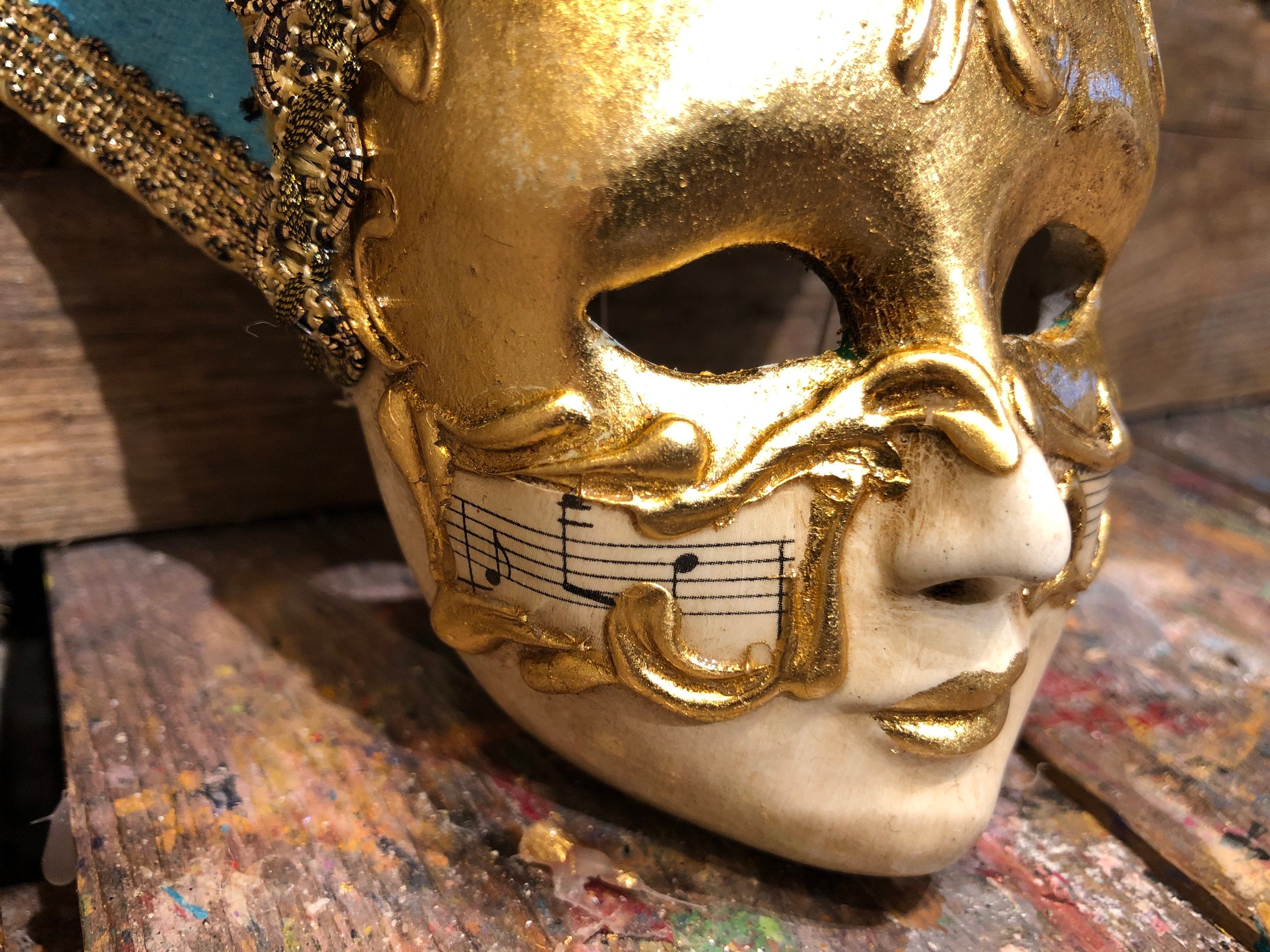 Venetian Decorative Full Face Mask Black Gold Metallic Glitter 17x10 Home  Decor