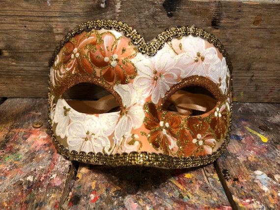 Masquerade Party Eye Masks Carnival Ball Mask Party Toys Movie Theme Props  UK