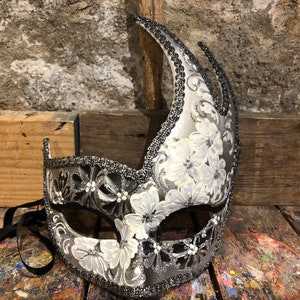 Maschera Colombina Larga con decoro acquerello e rifinitura in