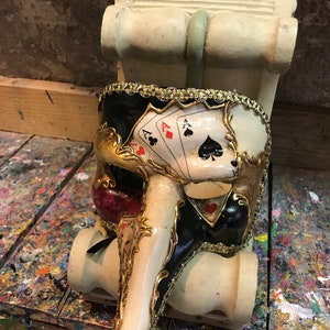 Venetiaans carnavalsmasker versierd met pokerkaarten - Venetiaans carnavalsmasker met de hand gemaakt en gedecoreerd