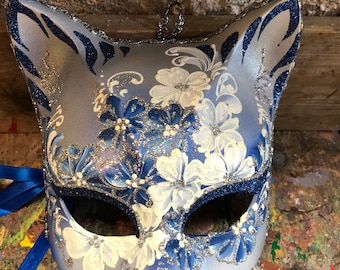 Karnevalskatzenmaske - Hellblaue und weiße Katzenmaske - Venezianische Katzenmaske handgefertigt in Venedig -