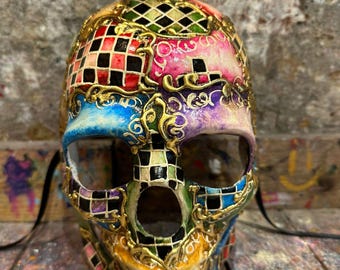 Exclusive colorful mask with various shades - Hand-painted Venetian carnival mask - Golden skull