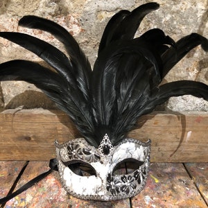 Masque vénitien original avec plumes et décorations - Masque fait main - Pour les fêtes de carnaval