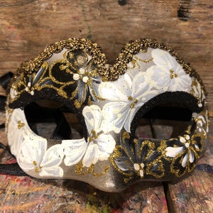 Venetian Carnival Mask Hand Decorated with Floral Patterns and Silver Colors - Venetian Mask