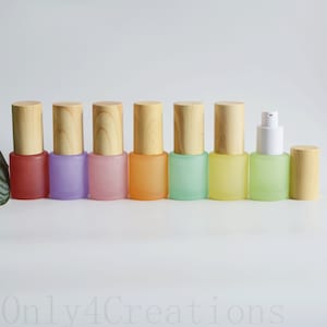 20ml Flat Shoulder Matte Glass Lotion Pump Bottle with Bamboo Wooden Printing Lids Frosted Glass Serum Bottles Cosmetic Packaging Wholesale