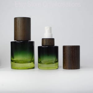 15ml 30ml 50ml Gradient Green Glass Spray Bottles Perfume Spray Bottle with Fine Mist Sprayer BNatural Black Wooden Cosmetic Packaging Bulk