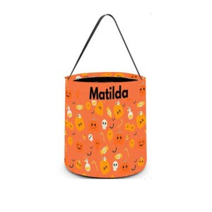 Personalisierte Halloween Süßes oder Saures Süßigkeitstasche | Benutzerdefinierte Name Candy Bucket | Kinder Süßes oder Saures Korb | Halloween-Party-Dekor