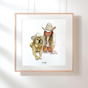 Pode incluir: Uma pintura em aquarela de uma pessoa usando um chap&eacute;u de cowboy branco e uma camisa branca, ajoelhada e olhando para um c&atilde;o que usa um chap&eacute;u de cowboy branco. O c&atilde;o &eacute; um labrador retriever marrom claro. A pintura &eacute; assinada "Huck" no canto inferior direito.