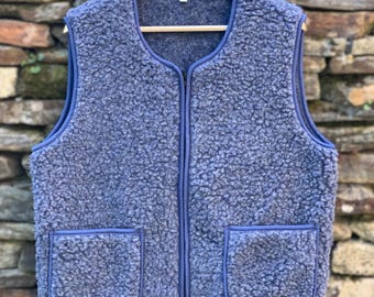 Unisex Merino Wool Gilet - Wool Fleece Vest - Womens and Mens Body Warmer Natural and Cosy Layer - light cream, blue and mocha brown colour