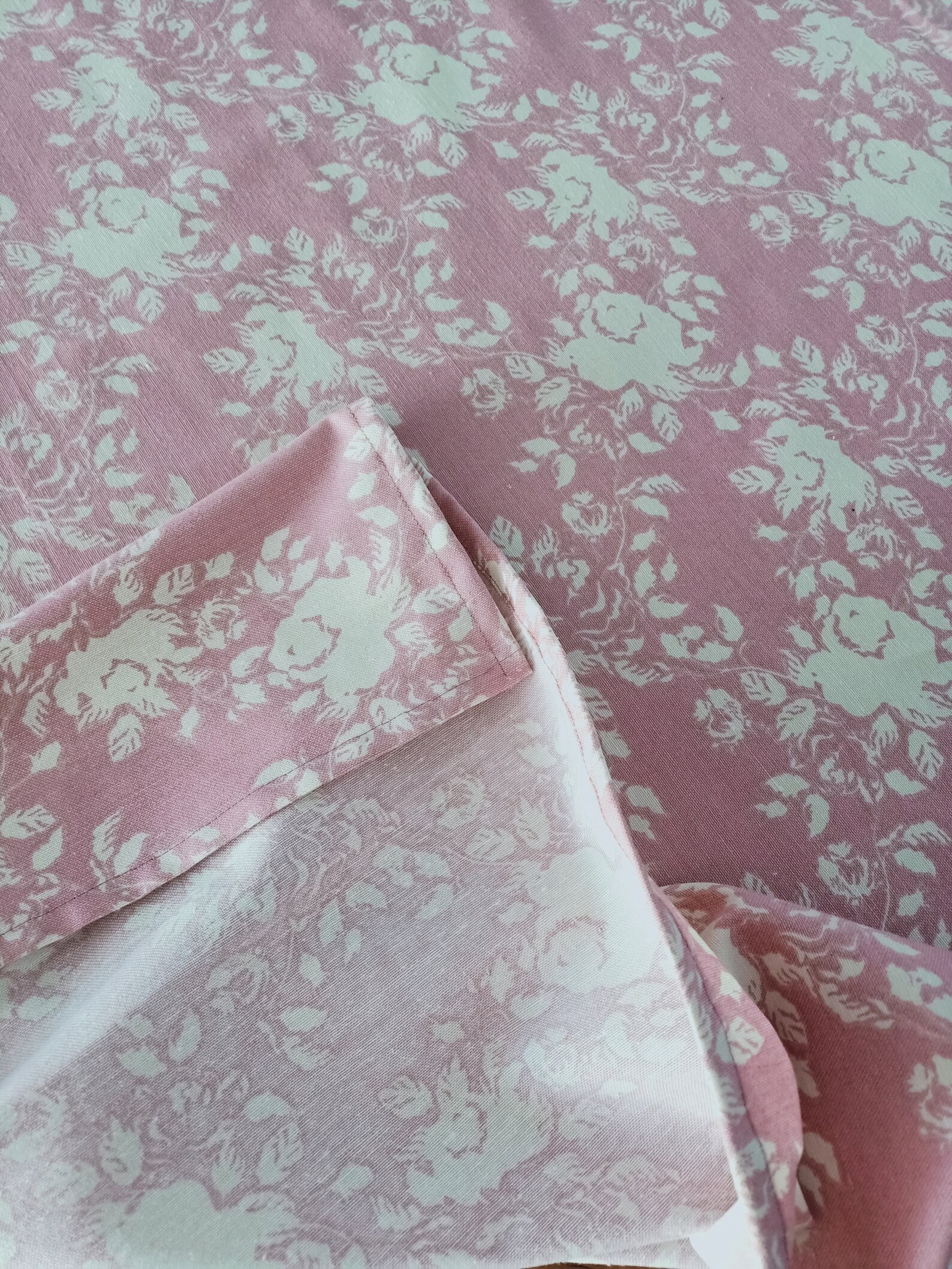 Pink Floral Tablecloth Pink Roses Table Linen Handmade Etsy UK