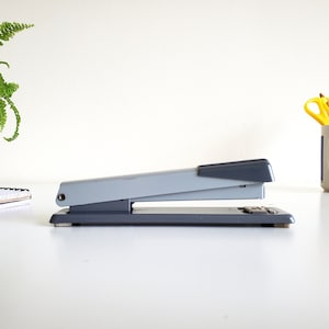 Swingline Model 401 Stapler