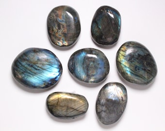 Labradorite Pebble with Yellow, Blue, Multicolor, Rainbow Reflection Natural Labradorite Stone Polished Protective Stone