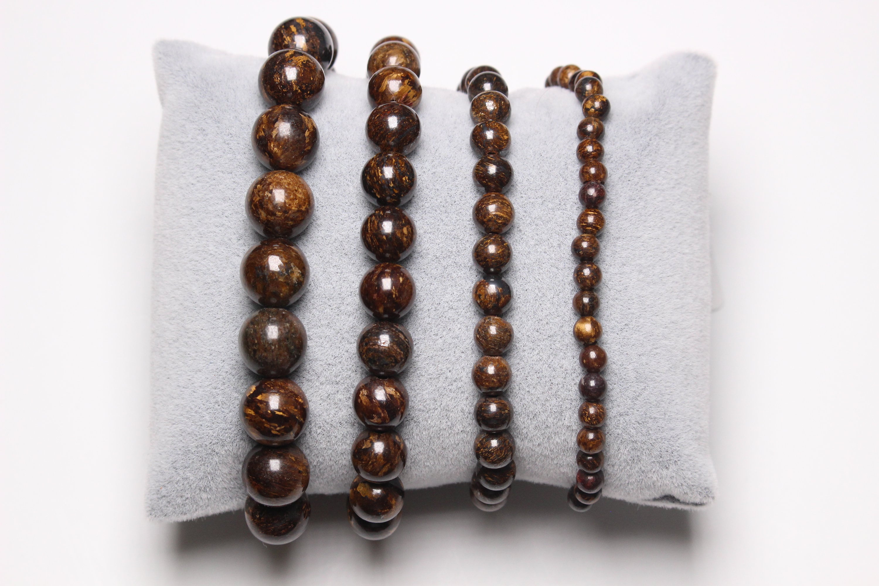Bronzite Bracelet With Natural Beads (4/6/8/10 Mm, 18-19 Cm
