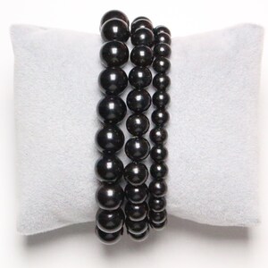 Jet bracelet with natural beads (6/8/10 mm, 18-19 cm), smooth and round semi-precious stone, natural stone jewelry image 1