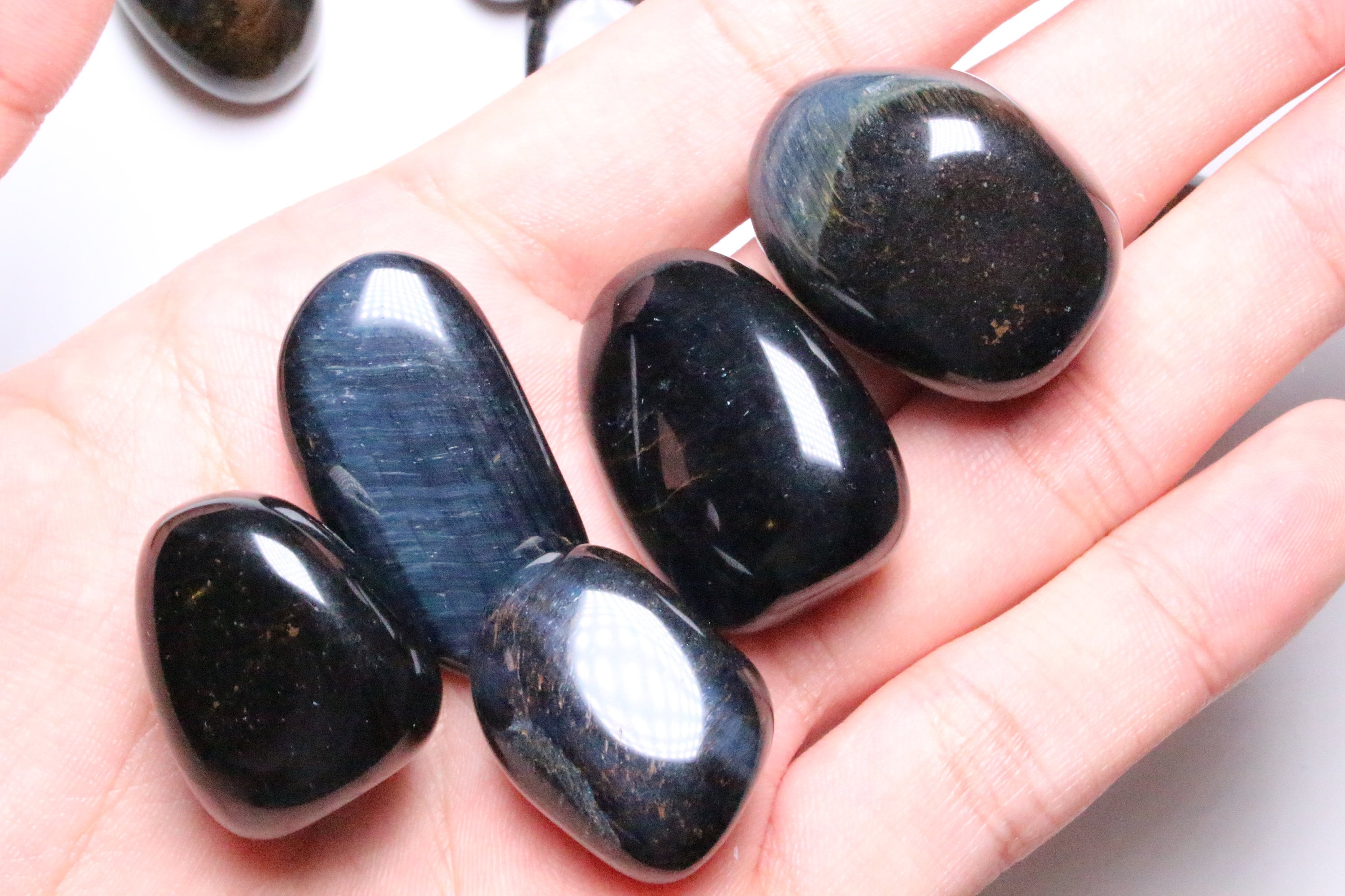 Pierre Roulée en Oeil de Faucon 200G Pierre Naturelle