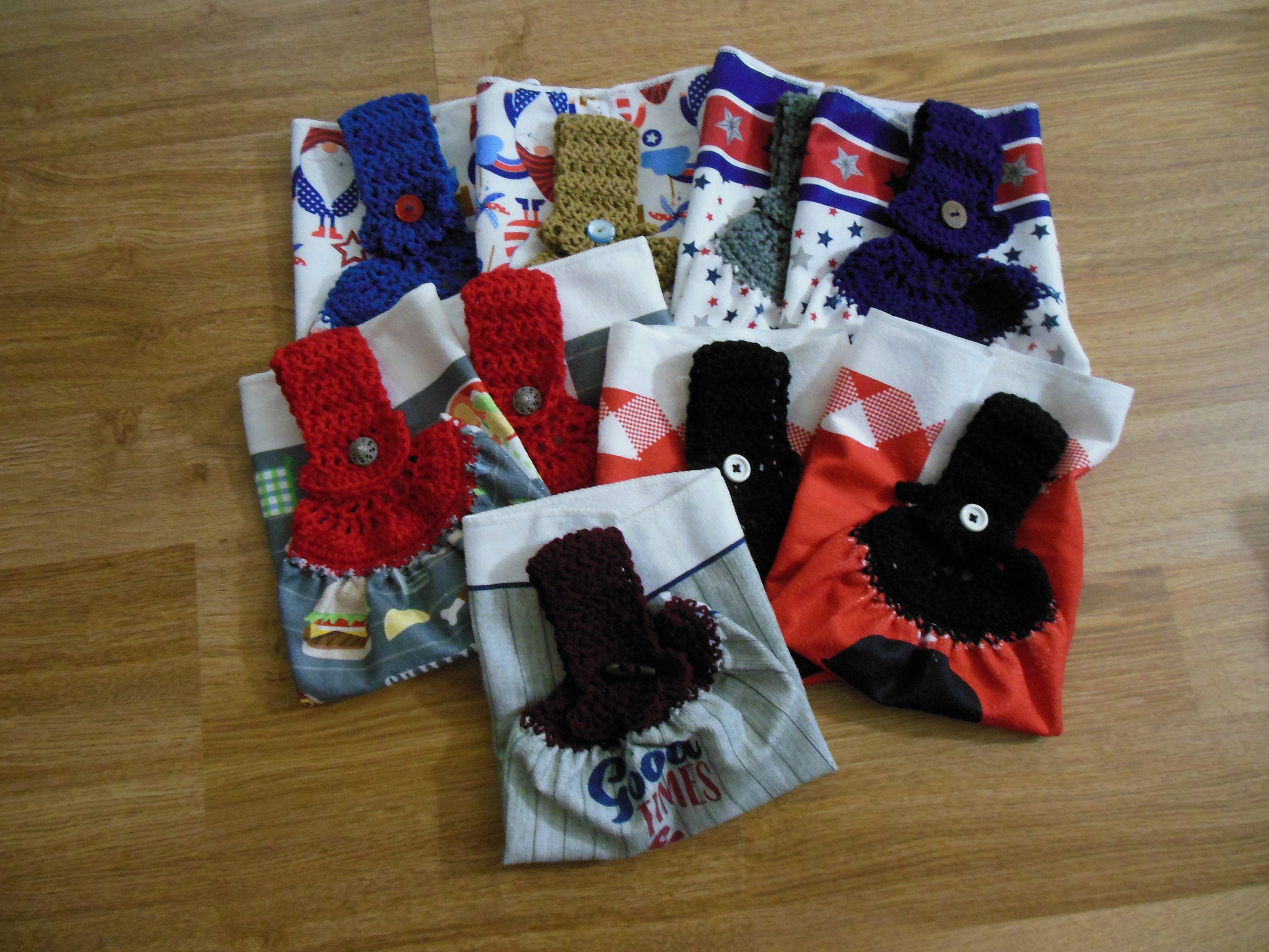 Santa or Gnome Hanging Kitchen Towels — Crafty Staci