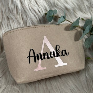 Kosmetiktasche personalisiert Initial Filz Blau, Sand, Schwarz, Weiß