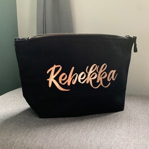 Kosmetiktasche personalisiert mit Name Schminktasche schwarz gold Größe S, M, L Muttertag VatertagGeschenkidee Bild 10