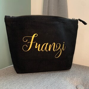 Kosmetiktasche personalisiert mit Name Schminktasche schwarz gold Größe S, M, L Muttertag VatertagGeschenkidee Bild 9