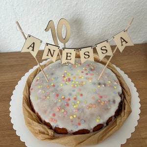 Personalisierter Cake Topper Torten Aufsteller Holz Kuchendeko Kuchengirlande Wimpelkette Geschenk für Muttertag, Geburtstag Bild 2
