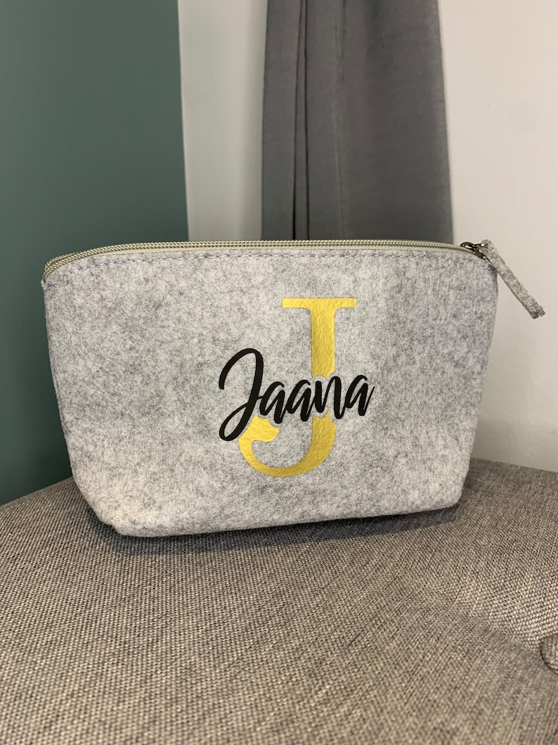 Cosmetic bag personalized name initial letter felt size S, M gift idea image 5