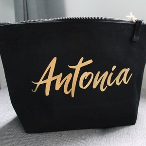Kosmetiktasche personalisiert mit Name Schminktasche schwarz gold Größe S, M, L Muttertag VatertagGeschenkidee