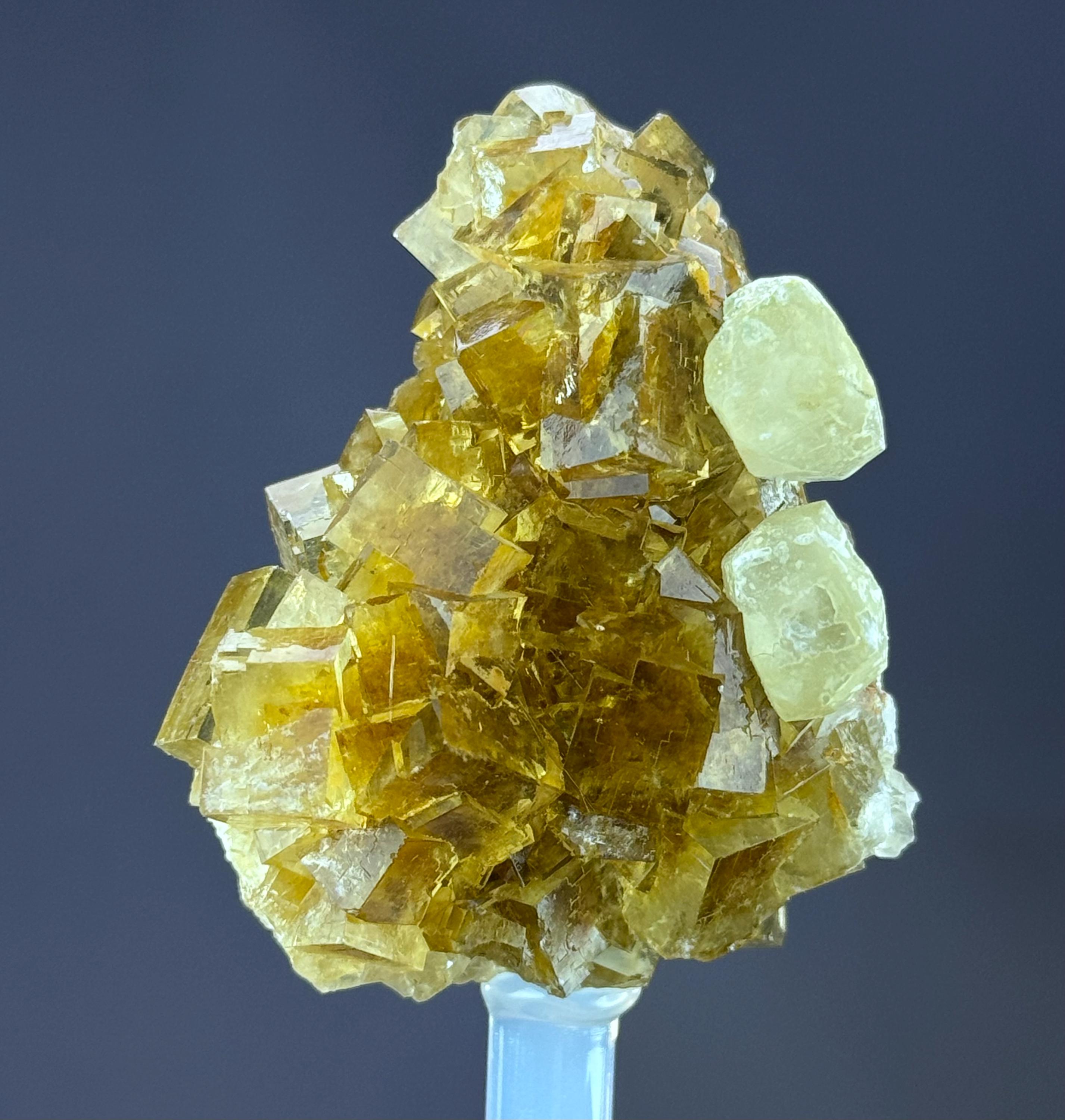 完璧な状態の宝石のような黄色の蛍石と方解石 #479# - Etsy 日本