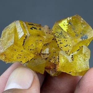 Yellow  Fluorite With Quartz in Good Conditions#175#