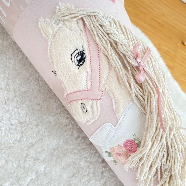 Schultüte Boho Pony mit Blumenranke | zartes rosé & beige | Zuckertüte für Mädchen |Pferde Schultüte ganz zeitlos *Jeune Premiere