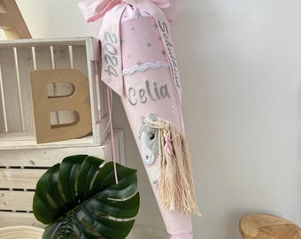 School cone with stars | School cone with a horse and woolly mane | Candy cone for girls | School cone for girls pink & grey | Sibling cone with names