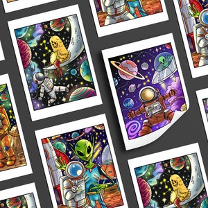 K&ouml;nnte beinhalten: Ein Set aus neun bunten Illustrationen mit Astronauten, Au&szlig;erirdischen und anderen Weltraumfiguren. Die Illustrationen sind vor einem dunkelblauen Hintergrund mit Sternen und Planeten platziert. Jede Illustration ist in einen wei&szlig;en Rahmen gefasst.