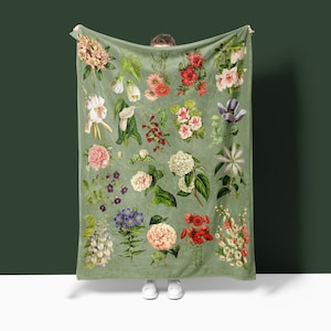 Vintage Wildflower Throw Blanket in Sage Green, Floral Velveteen Blanket, Vintage Floral Decor, Botanical Throw