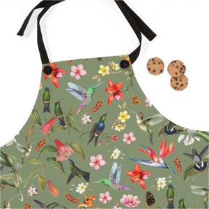 Bird Lover Gift, Hummingbird and Bird of Paradise Sage Green Apron Gift For Bird Lover, Ornithologist Gift, Loving Family Member
