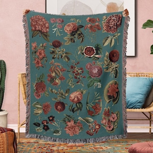 Vintage Floral Woven Blanket: Emerald Green Botanical Throw