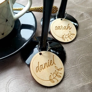 Ciondoli per vino personalizzati, ciondoli per bicchieri da vino, whisky e gin personalizzati, ciondoli per vino personalizzati, segnabicchieri personalizzati